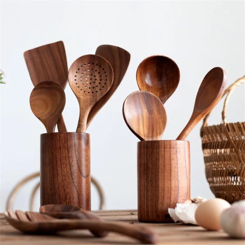 Porte-ustensiles de cuisine en bois | Design naturel et robuste, Pratique & elegant - Verdyo_
"Porte-ustensiles de cuisine en bois"
"Organisateur ustensiles design naturel"
"Accessoires cuisine en bois massif"
"Produits écoresponsables pour cuisine"
"Rangement ustensiles pratique et élégant"
"Porte-couverts en bois durable"
"Cuisine organisée avec style"
"Design minimaliste pour cuisine"
"Solutions zéro déchet cuisine"
"Cadeau idéal pour amateurs de cuisine"