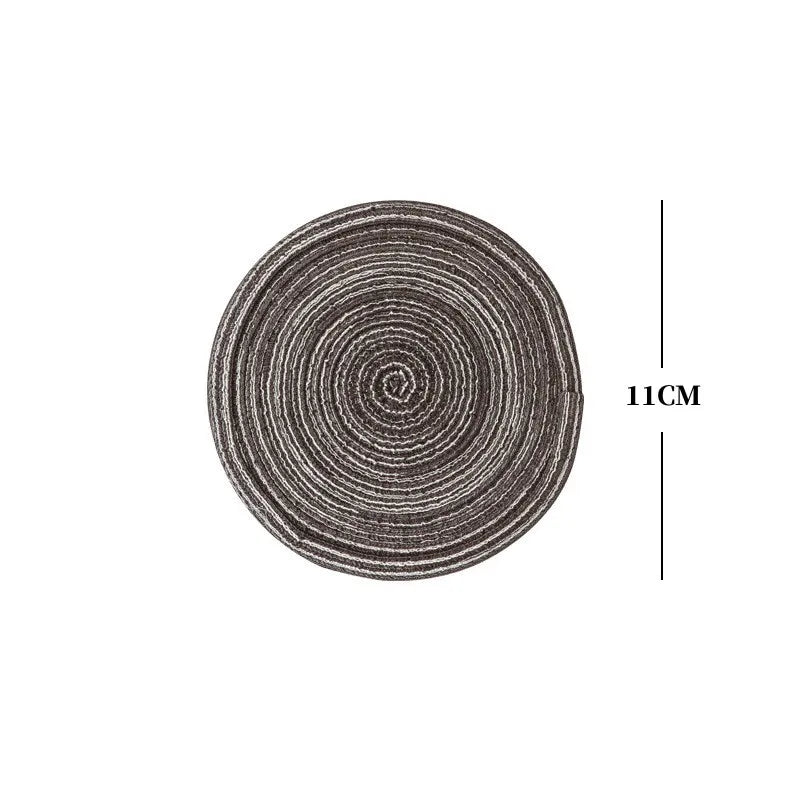 Sets de table ronds en lin | Antiderapants, lavables, style naturel - Verdyo_
"Sets de table ronds en lin"
"Accessoires table antidérapants"
"Produits écoresponsables pour table"
"Décoration de table naturelle"
"Sets de table lavables et durables"
"Lin naturel pour décoration"
"Protection de table élégante"
"Cadeau idéal pour amateurs de décoration"
"Sets de table style naturel"
"Solutions pratiques pour table"